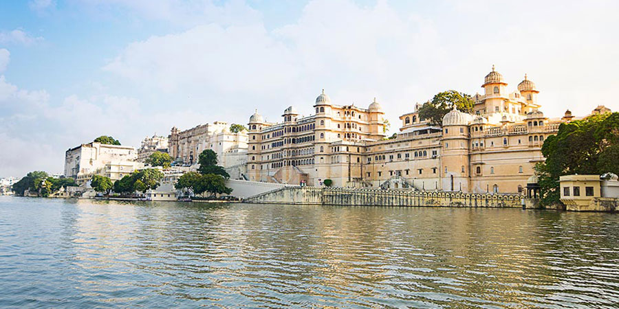 1646476662_171623-Udaipur-And-Mount-Abu-Tour.jpg