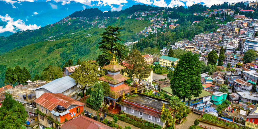 1647342541_162836-Enjoyable-Darjeeling-With-Gangtok.jpg