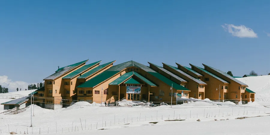 Kashmir Winter Tour Package, 1700900259_604756-kashmir-winter-tour-package-slider-image.webp