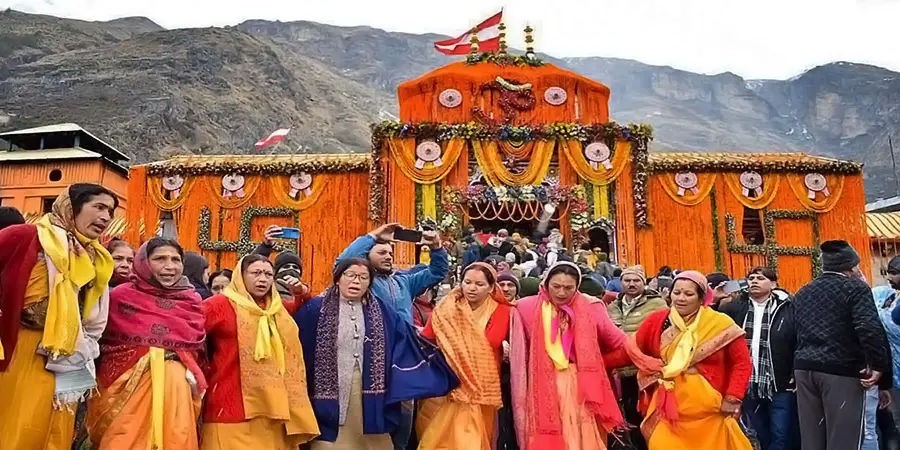 9N/10D Char Dham Yatra Group Tour, 1704957431_491624-char-dham-yatra-group-tour-package-slider-image.webp