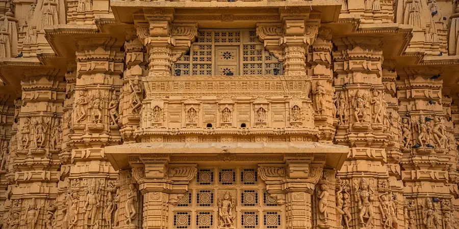 4N-5D Dwarka Tour Package, 1707726099_34814-dwarka-tour-package-slider-image.webp