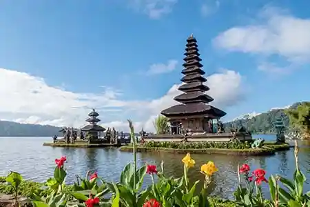 1702900222_920912-bali-Indonesia-tour-package-image.webp