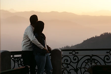1714980758_928285-delhi-to-mussoorie-package-for-couple-thumbnail-image.webp