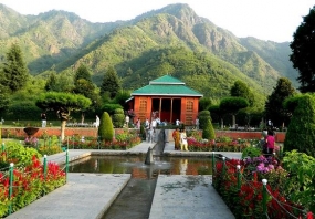 Romantic Kashmir Honeymoon Package