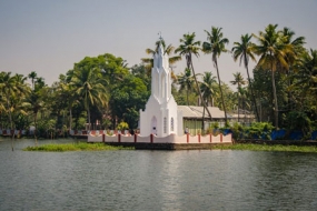 Visit Kerala And See Astounding Places