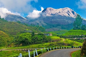 Stupendous Munnar Thekkady Package 1674537677_264456-Stupendous-Munnar-Thekkady-Package.jpg
