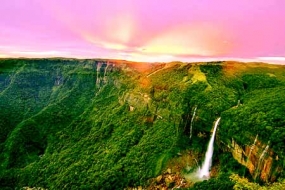 Meghalaya Holiday Package For 7 Nights 8 Days