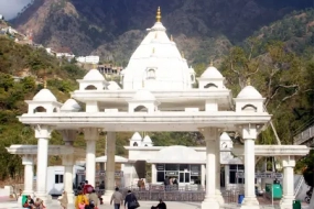 1701161175_33223-vaishno-devi-amritsar-tour-package-image.webp