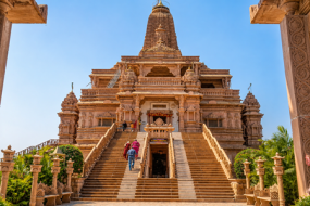 1784890559_878908-Nashik-Vineyard-Tour-Package.png