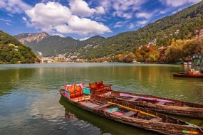1791630598_591015-nainital-lake.webp
